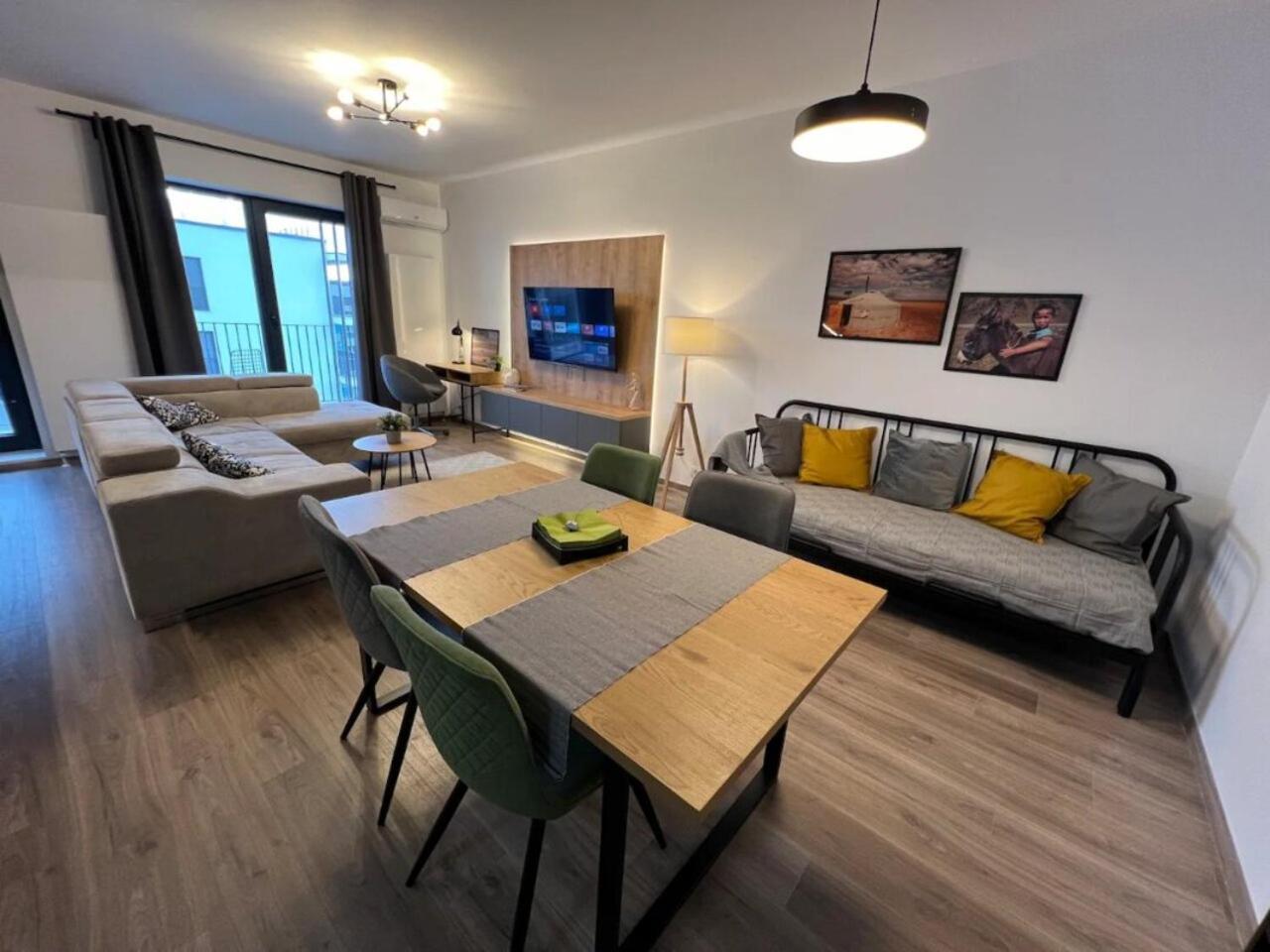 公寓 High-rise Luxury With Free Parking 布加勒斯特