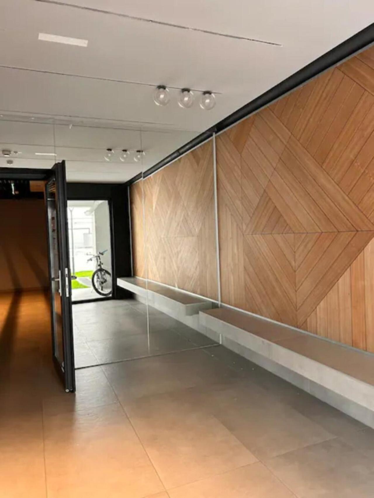 High-rise Luxury With Free Parking 公寓 布加勒斯特