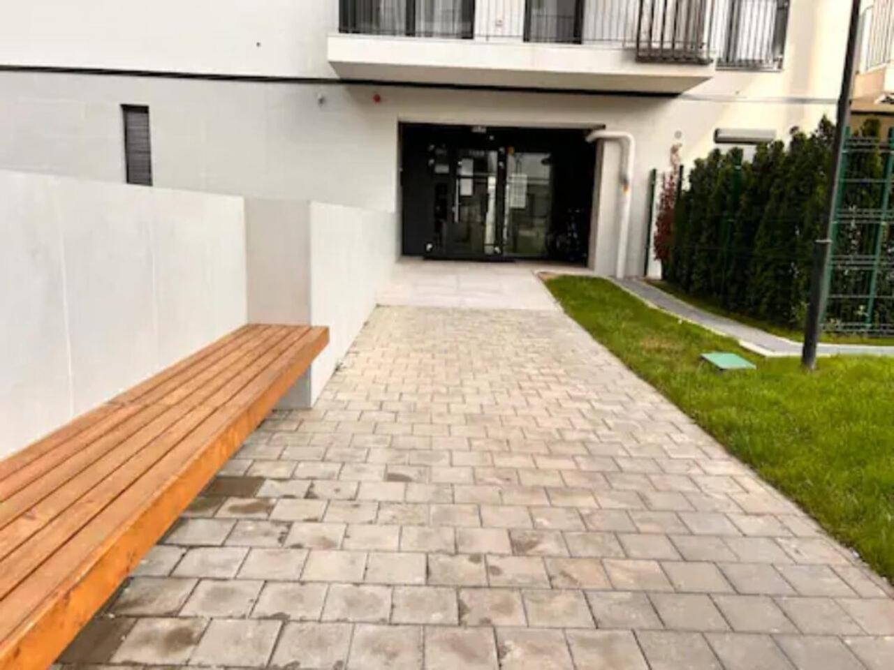 High-rise Luxury With Free Parking * Bucharest